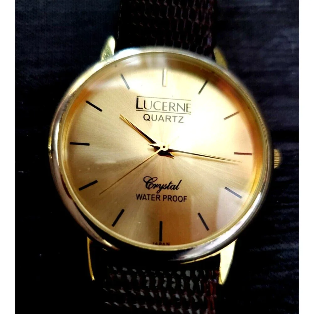 EXTREMELY Rare Vintage Lucerne Swiss Inspired Split Case Watch‎ Bubble Crystal
